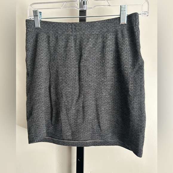 Icebreaker Merino Wool Charcoal Pencil Skirt - Picture 3 of 4